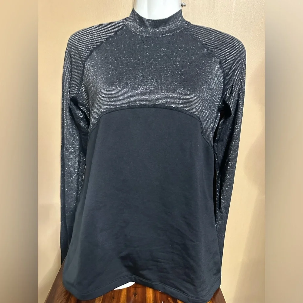 Nike Black Dri-FIT Top with Silver & Gold Striped Glitter Size Medium
